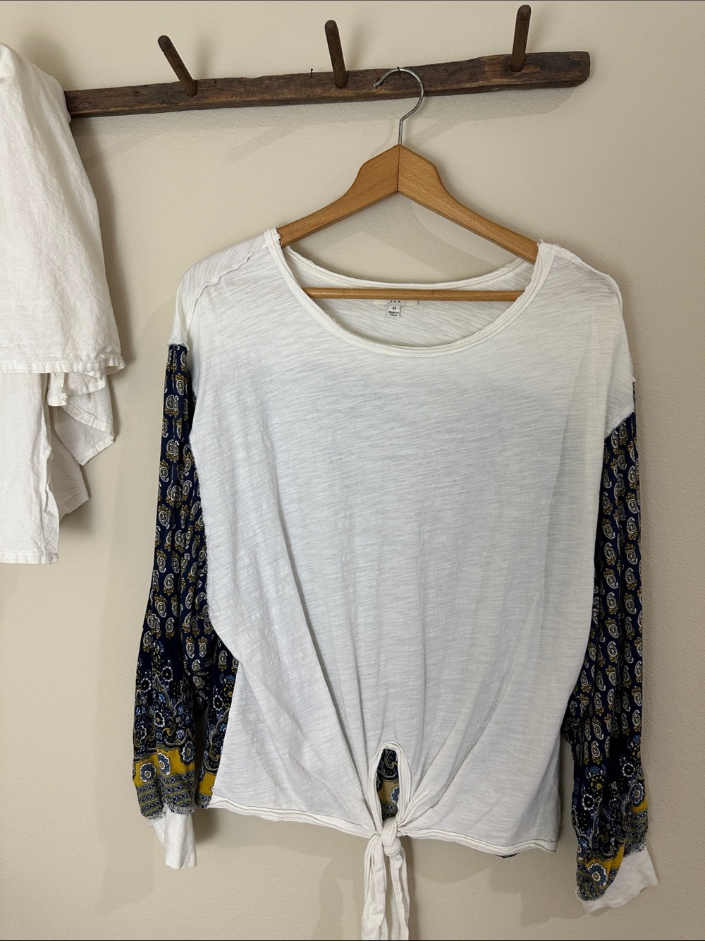 Umgee White Tie-Front Top with Navy Paisley Sleeves
